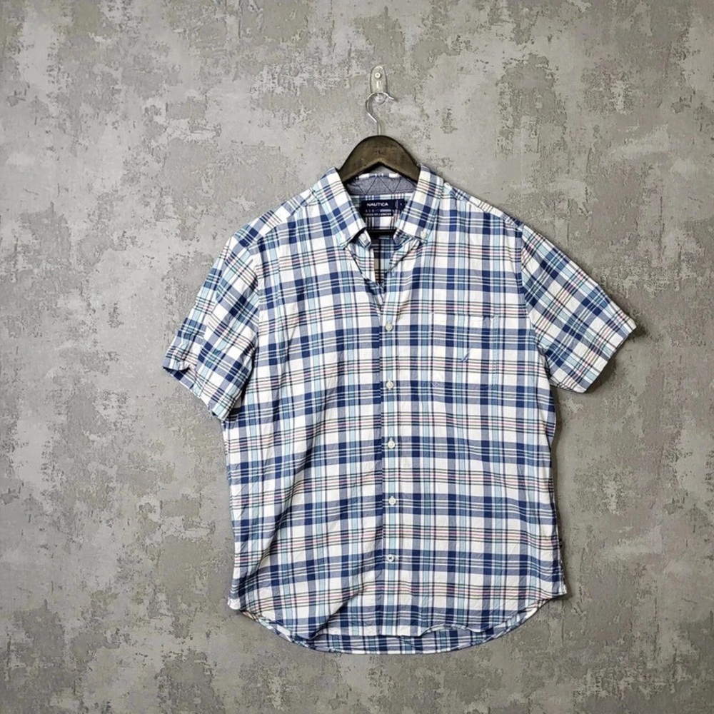 Men's Blue and White Plaid Button-Down Shirt